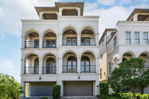 6826 Bellgreen Dr, Houston, TX 77030