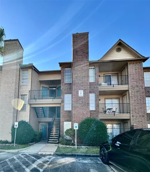 2121 Hepburn St #808, Houston, TX 77054