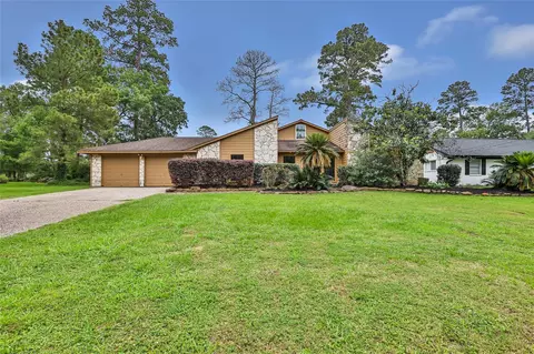 2103 White Feather Trl, Crosby, TX 77532