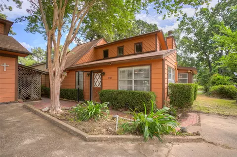 Exterior - 130 S Oak Bluff Dr, Trinity, TX 75862 photo 3 of 12
