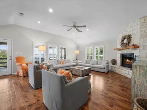 Living - 440 Pr 5799, Groesbeck, TX 76642 photo 1 of 3
