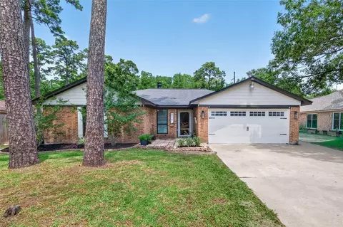 9727 Forest Hollow Dr, Baytown, TX 77521