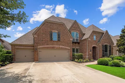 Exterior - 28303 Calaveras Lake Dr, Spring, TX 77386 photo 4 of 15