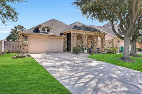 2622 Canyon Falls Dr, Manvel, TX 77578
