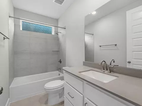 Bath - 22622 Ruby Forest Rd, Tomball, TX 77377 photo 3 of 4