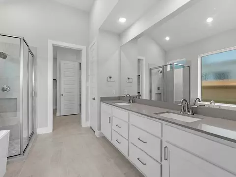 Bath - 22622 Ruby Forest Rd, Tomball, TX 77377 photo 1 of 4