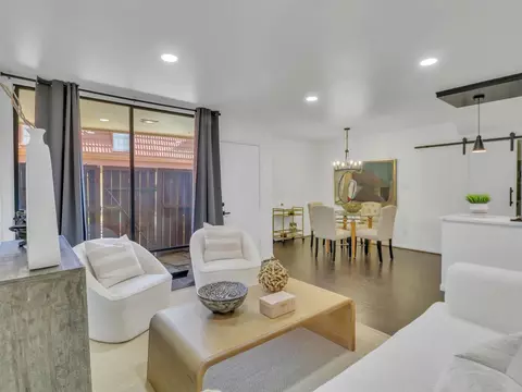 3401 Timmons Ln #27, Houston, TX 77027