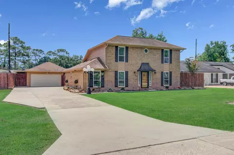 9834 Pinehurst St, Baytown, TX 77521