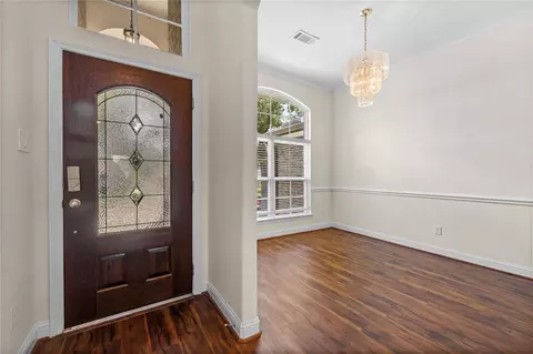 7214 Deep Forest Dr, Houston, TX 77088