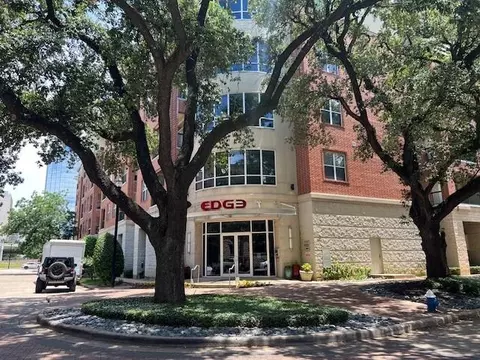 300 St Joseph Pkwy #116, Houston, TX 77002