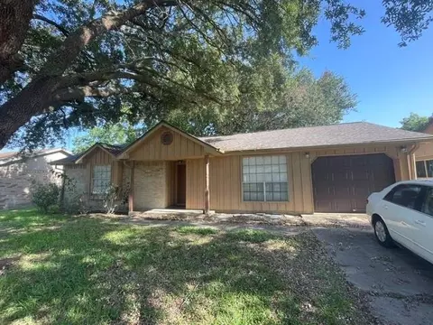 2507 Ewell Dr, League City, TX 77573