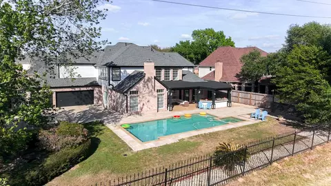 5351 Summer Snow Dr, Houston, TX 77041
