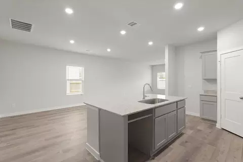 Living - 506 Shoreview Dr, Conroe, TX 77303 photo 1 of 4