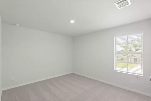 Bedroom - 506 Shoreview Dr, Conroe, TX 77303 photo 6 of 7