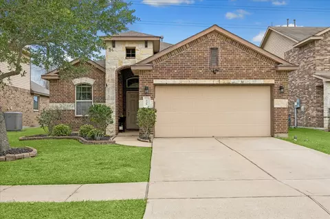 338 Kendall Crest Dr, Alvin, TX 77511
