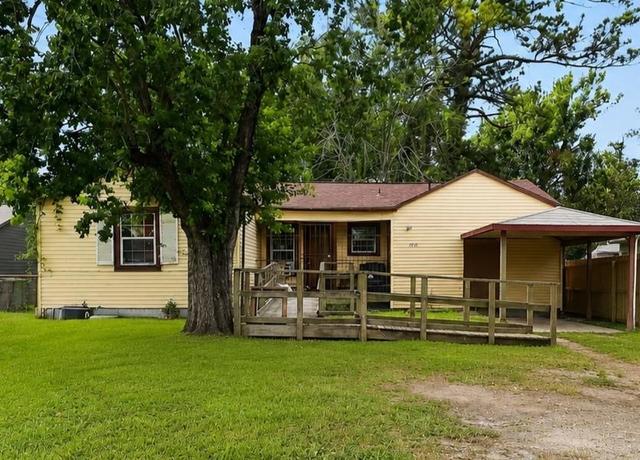 7510 Touchstone St, Houston, TX 77028
