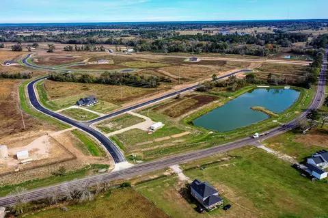 121 Bowie Ct, New Waverly, TX 77358