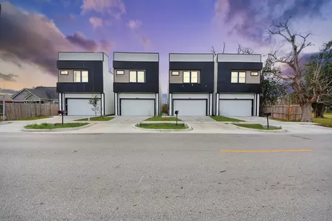 4002 Bennington St, Houston, TX 77016