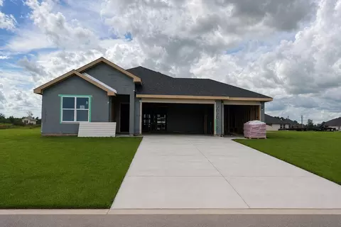6610 Kingfisher Ln, Beasley, TX 77417