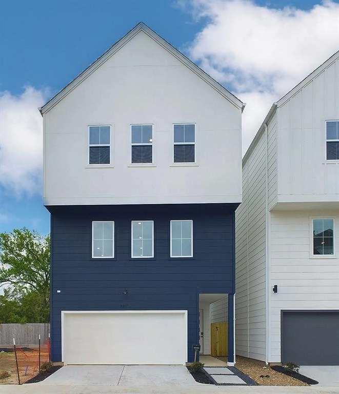 8319 Springwood Cyn Ln  