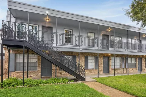 3131 Southwest Fwy #C33, Houston, TX 77098