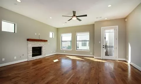 2529 Calumet St, Houston, TX 77004