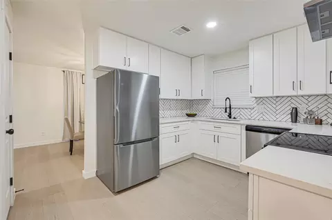 Kitchen - 5206 Springton Ln, Spring, TX 77379 photo 2 of 3