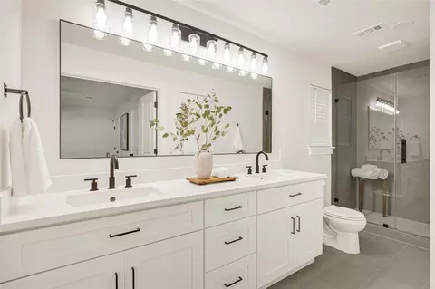Bath - 5206 Springton Ln, Spring, TX 77379 photo 1 of 3