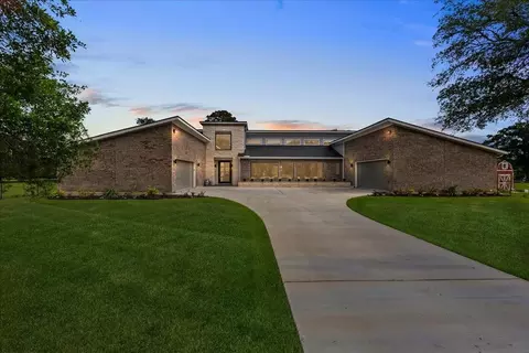 7627 Scott Ave, Manvel, TX 77578