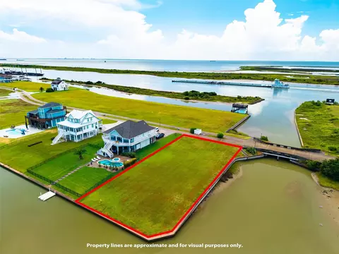 2112 Laguna Harbor Estate Blvd, Port Bolivar, TX 77650