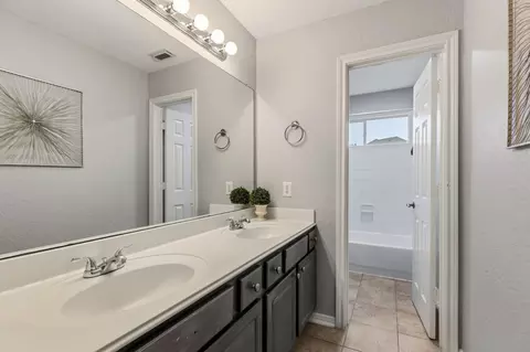 Bath - 20102 Windbury Ct, Spring, TX 77379 photo 4 of 4