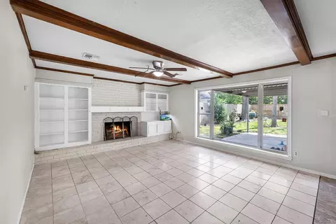 11319 Briar Forest Dr, Houston, TX 77077