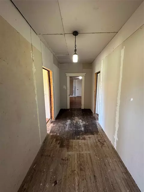 Entry Way - 8773 I-45 S, Centerville, TX 75833 photo 1 of 2