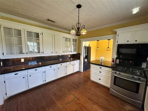 Kitchen - 8773 I-45 S, Centerville, TX 75833 photo 1 of 4