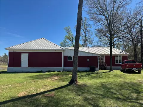 Exterior - 8773 I-45 S, Centerville, TX 75833 photo 1 of 3