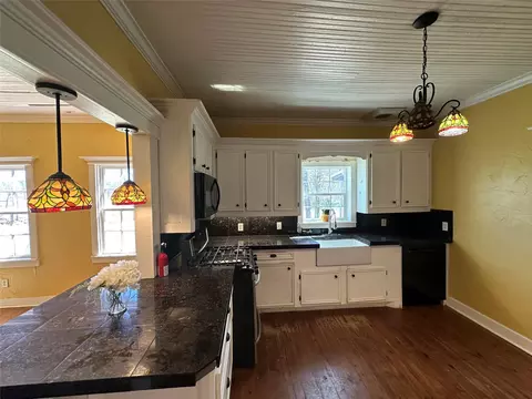 Kitchen - 8773 I-45 S, Centerville, TX 75833 photo 2 of 4