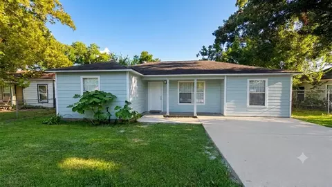7542 Bywood St, Houston, TX 77028