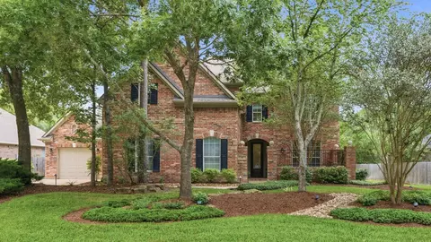 39 E Green Pastures Cir, The Woodlands, TX 77382