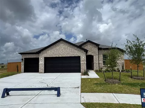 118 Lancaster Ct, Dayton, TX 77535