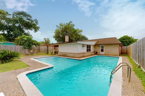 7410 Williams St, Houston, TX 77040