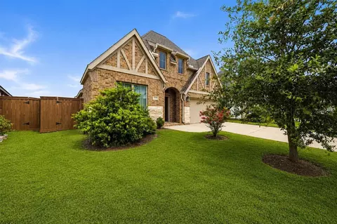 4219 Millers Creek Ln, Manvel, TX 77578