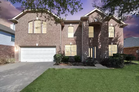 5519 Gatesprings Ln, Sugar Land, TX 77479