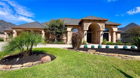 13619 Pristine Lake Ln, Cypress, TX 77429