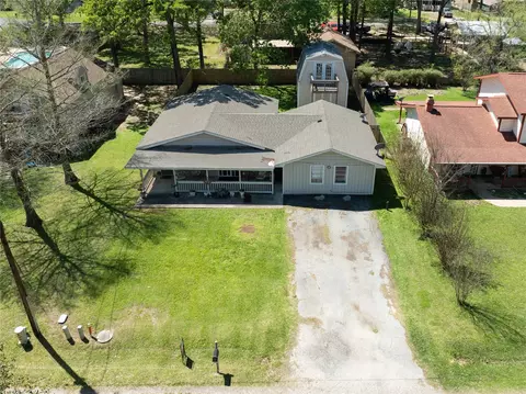 145 Inlet Dr, Livingston, TX 77351