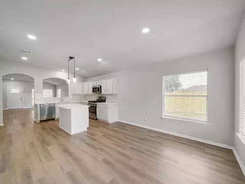Living - 21006 Wildbrook Canyon Ct, Katy, TX 77449 photo 3 of 4
