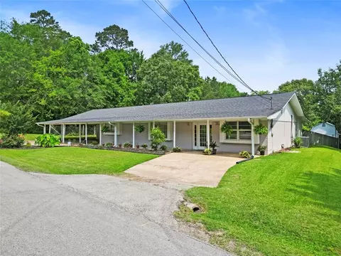 4420 Shady Ln, Huntsville, TX 77320