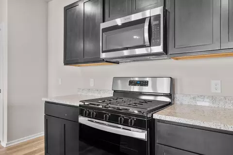 Kitchen - 3526 Cardinal Pointe Dr, Angleton, TX 77515 photo 3 of 5