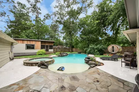 Exterior - 6403 Craigway Rd, Spring, TX 77389 photo 4 of 10