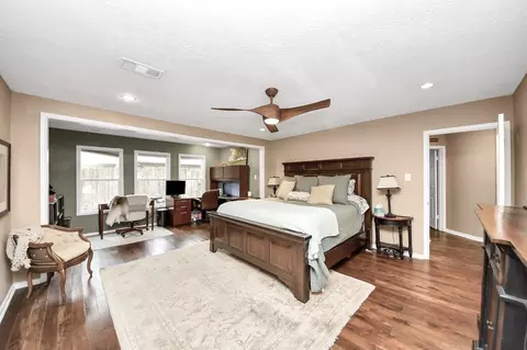 Bedroom - 6403 Craigway Rd, Spring, TX 77389 photo 1 of 6