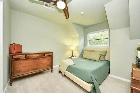 Bedroom - 6403 Craigway Rd, Spring, TX 77389 photo 3 of 6